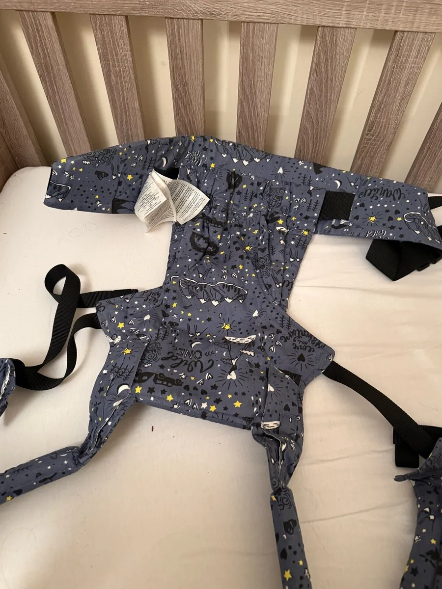 Baby carrier - Image 2