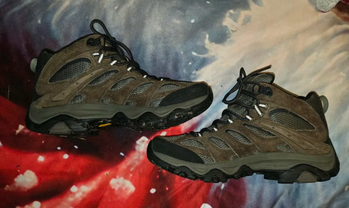 Merrell moab 3 hiking boots size uk11 - Image 2