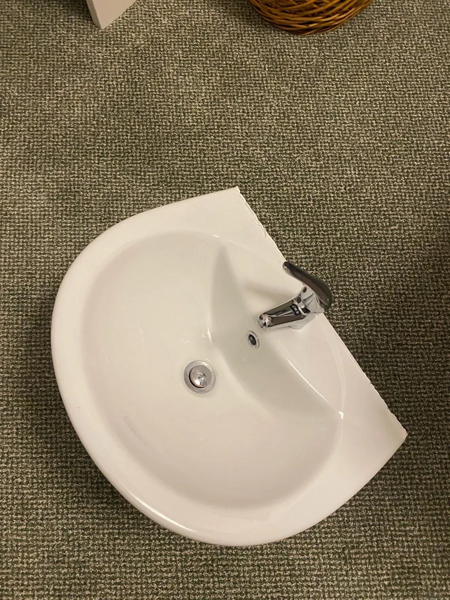 Bathroom Sinks - Almost New - Image 2