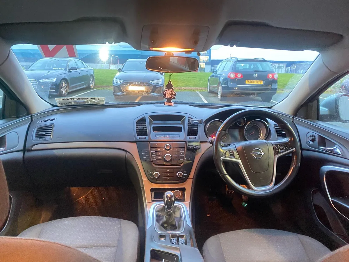 2011 Opel Insignia – NCT 08/2026  price negotiable - Image 2