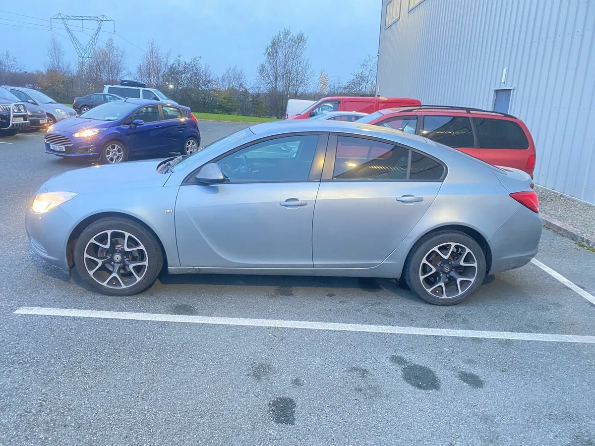 2011 Opel Insignia – NCT 08/2026  price negotiable - Image 3