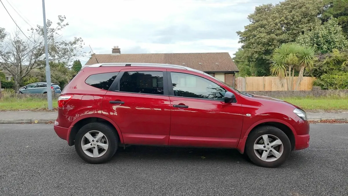 Nissan Qashqai+2 2013 - Image 2