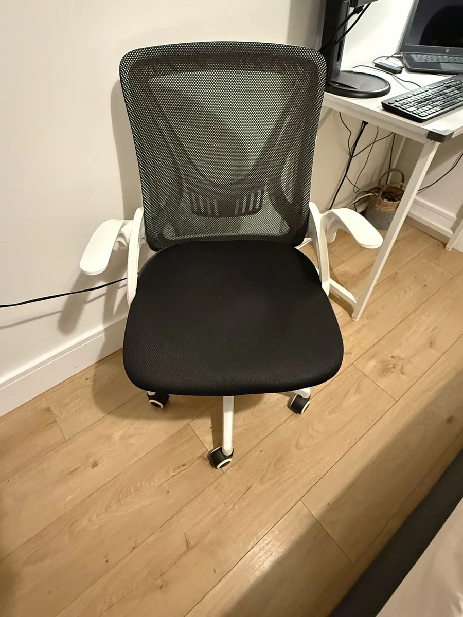 Desk and Chair - Image 3