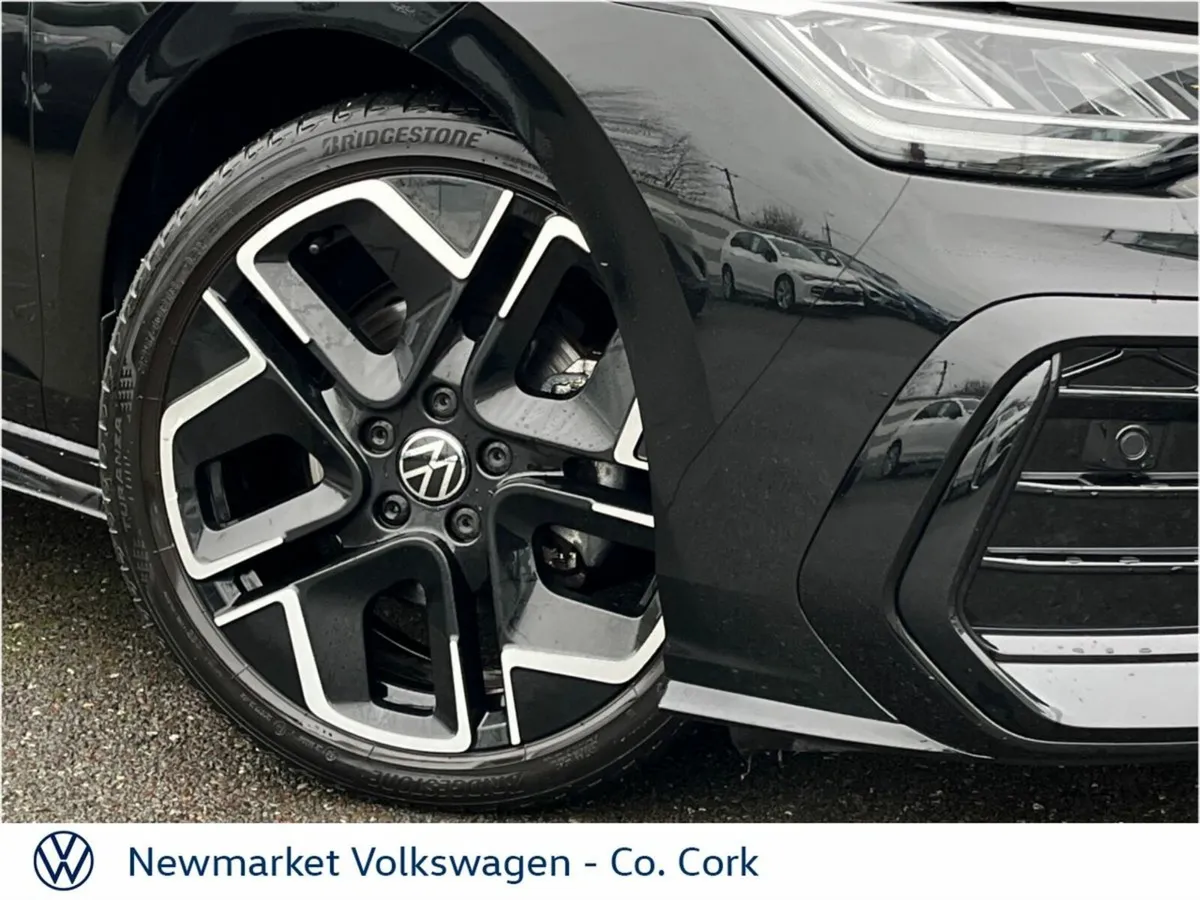 Volkswagen Golf R-LINE 2.0TDI 150BHP AUTOMATIC DSG - Image 2