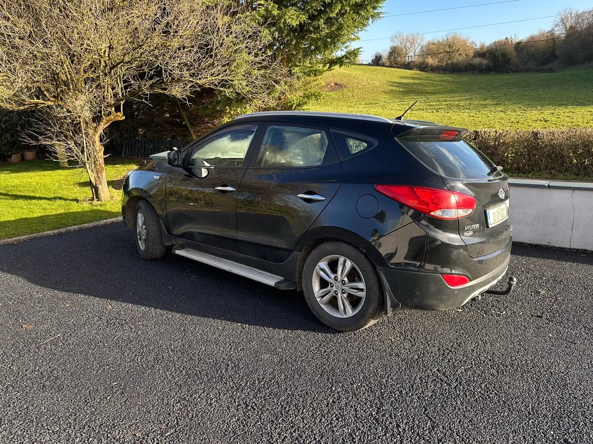 2012 Hyundai ix35 4 x 4 - Image 4