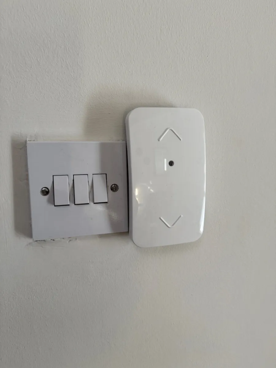 Stairlift Practially New never used - Image 3