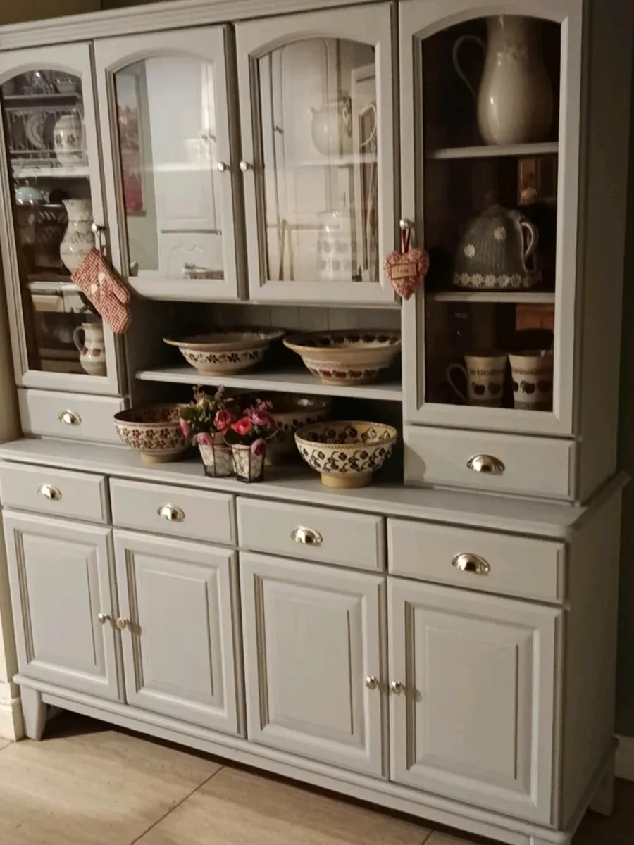 Kitchen dresser delivery arranged - Image 2