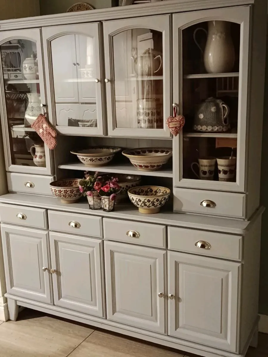 Kitchen dresser delivery arranged - Image 4