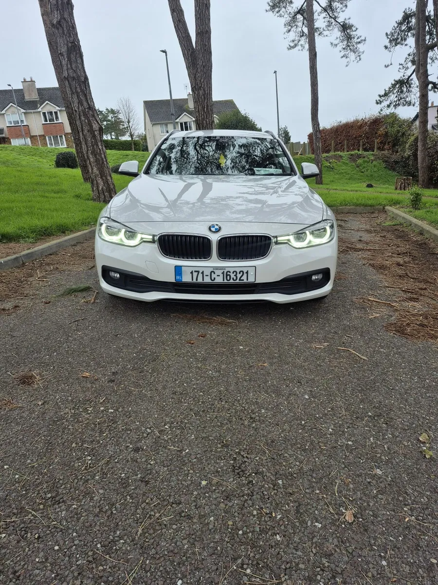 BMW 3 - Image 1