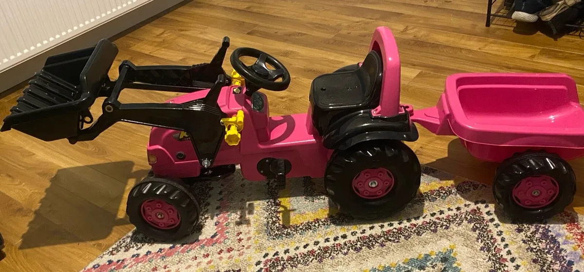 Pink Tractor with Loader - Image 3