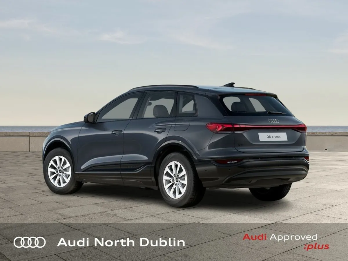 Audi Q6 e-tron Advance - Image 3