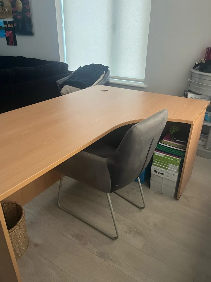 Office Desk - Image 3