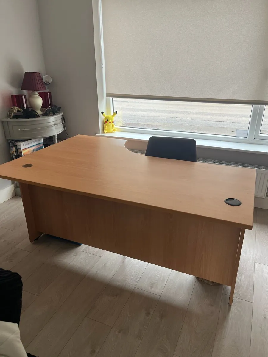 Office Desk - Image 4