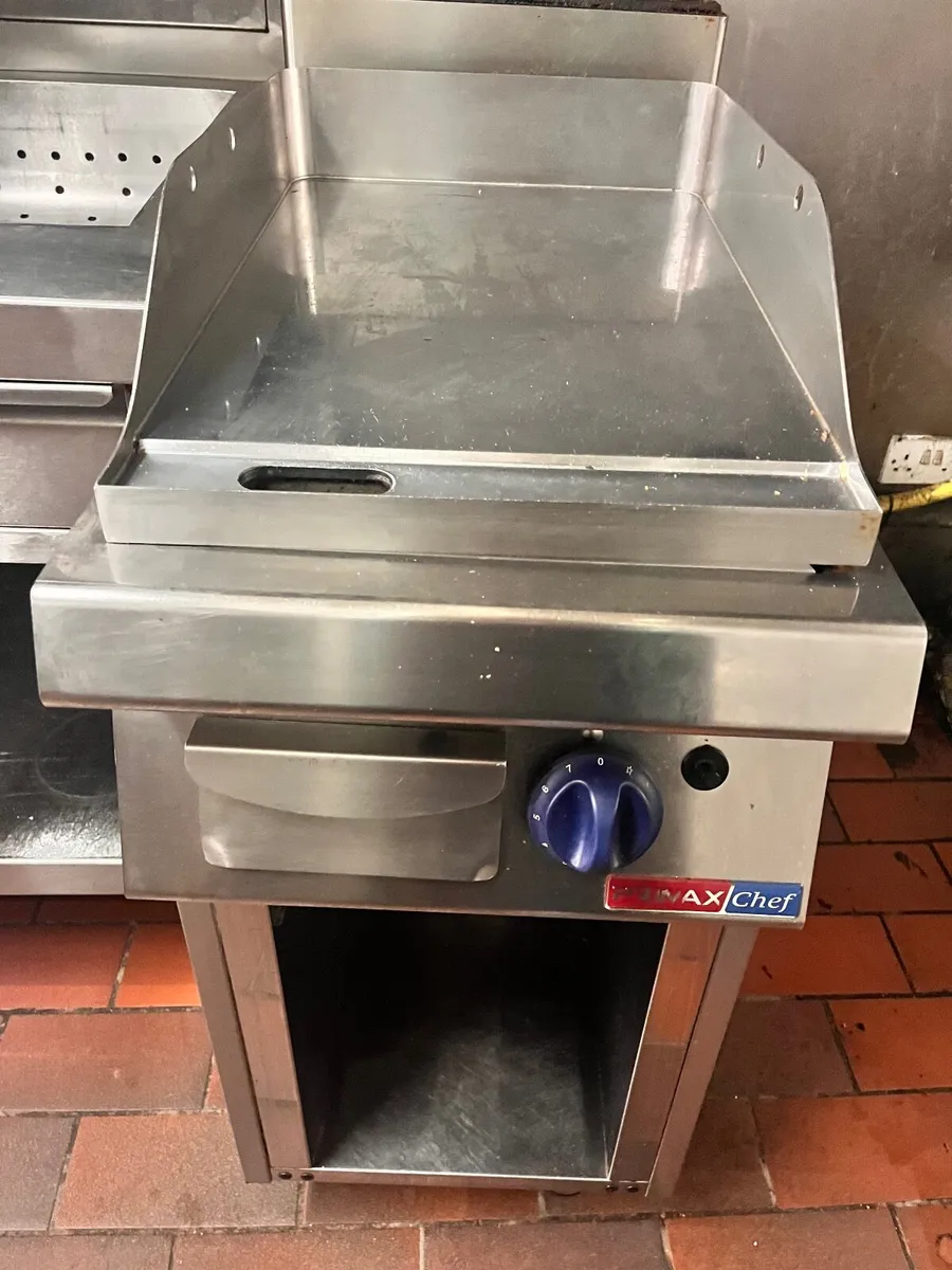 Primax Chef Hot plate on stand - Image 1