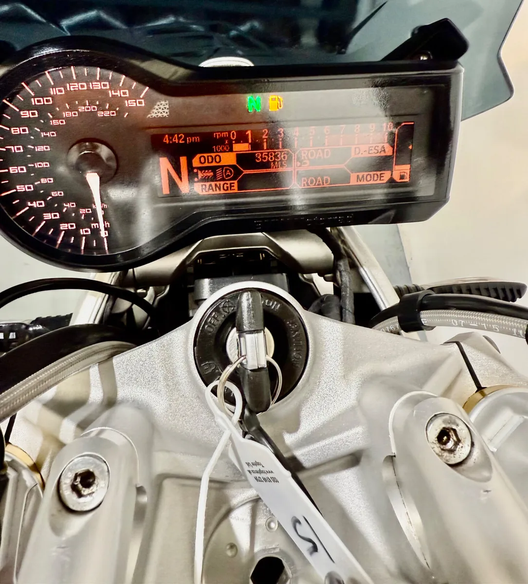 BMW R1200 R 2016 MINT - Image 3