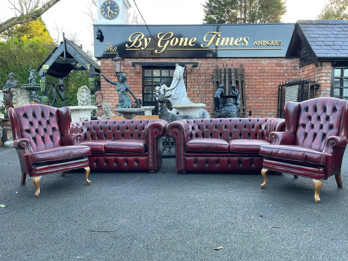 Chesterfield matching chairs - Image 1