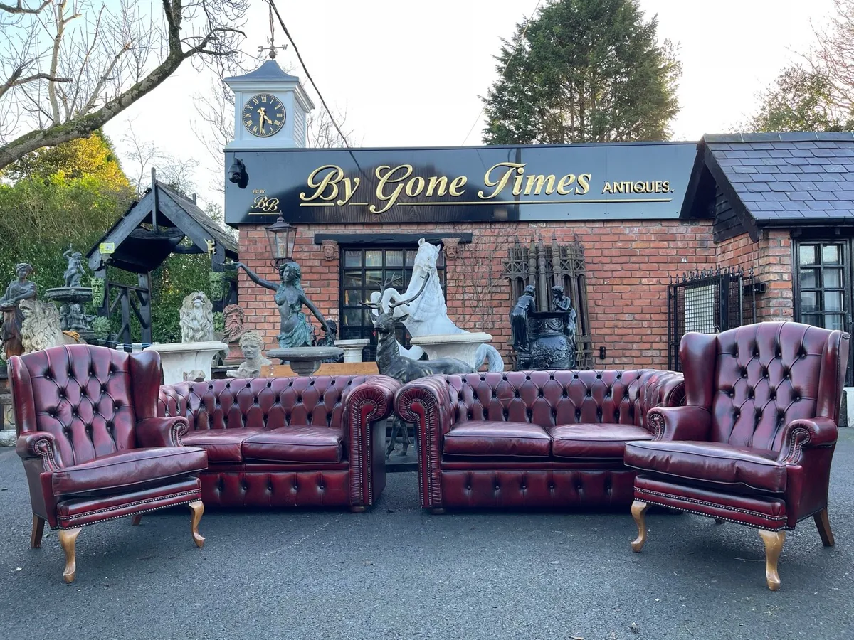Chesterfield matching chairs - Image 3