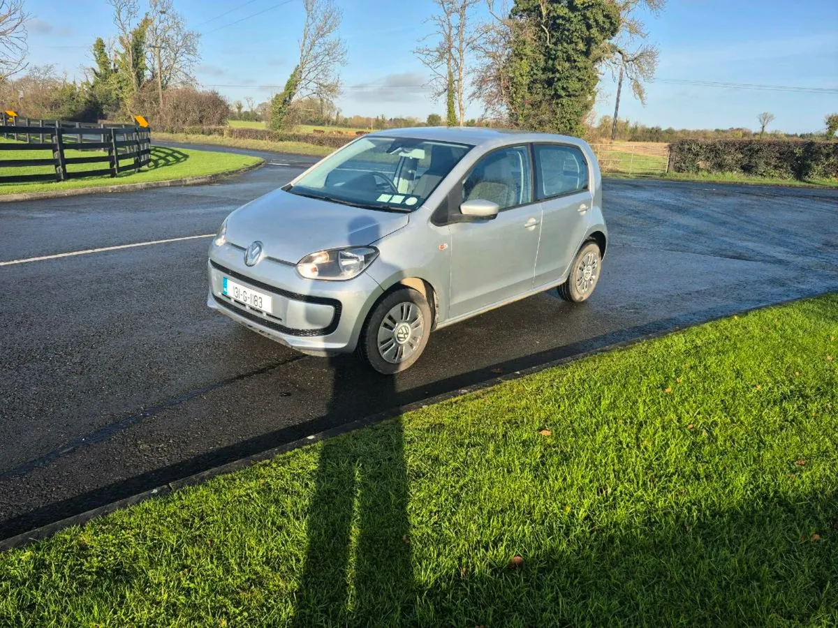 Volkswagen UP 2013 Automatic - Image 2
