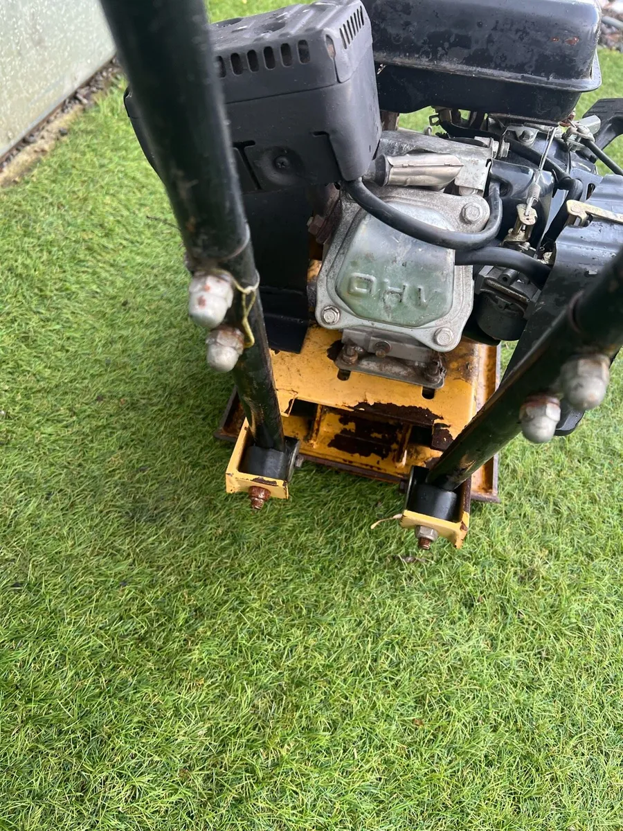 Wacker plate Compacting plate - Image 4