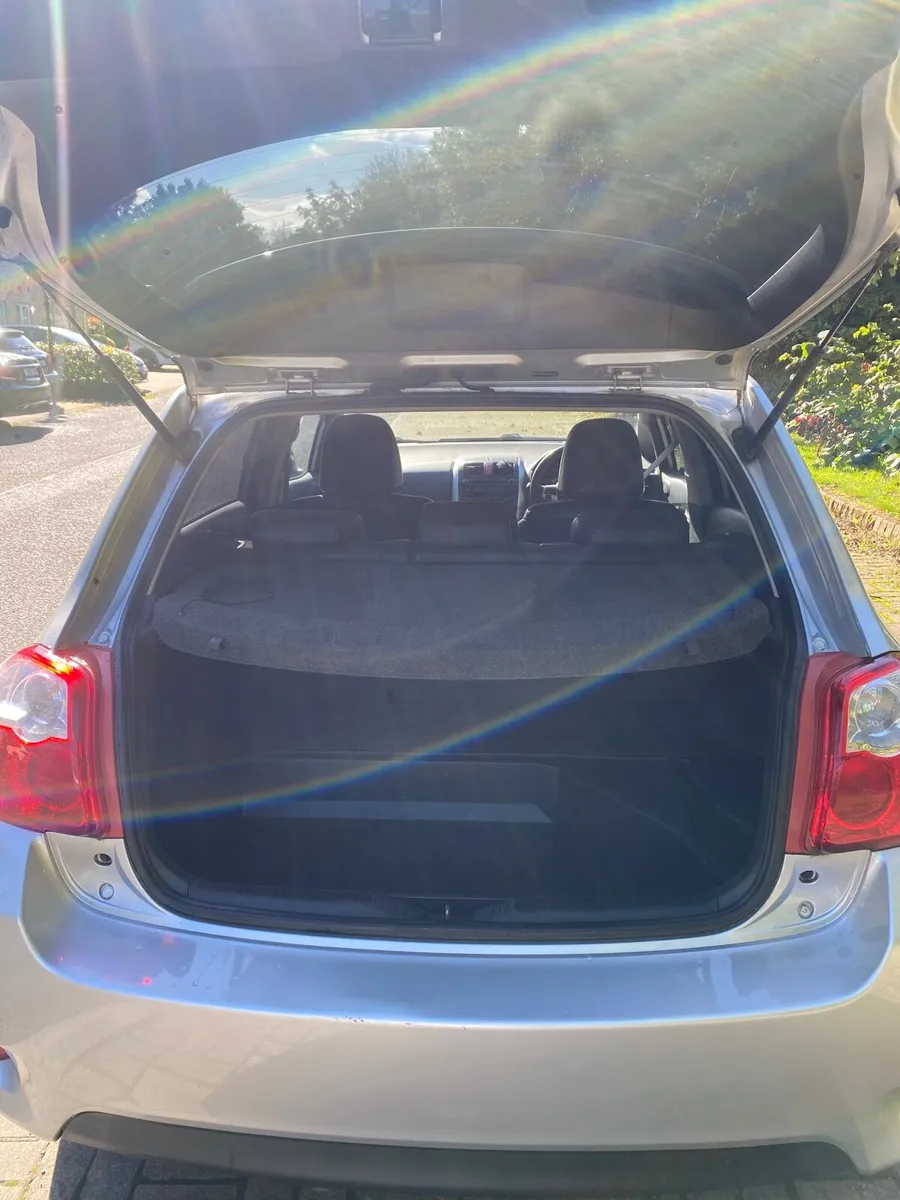 Toyota Auris hybrid 1.8 self charging - Image 3