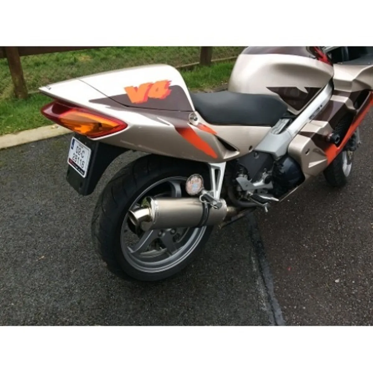 Honda VFR - Image 2