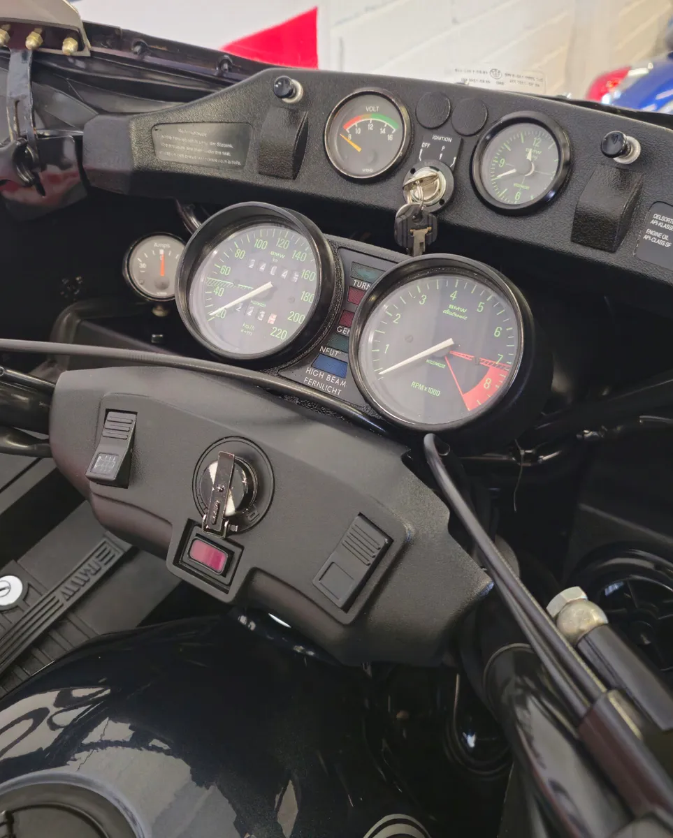 1995 BMW R100RT Classic - Image 4