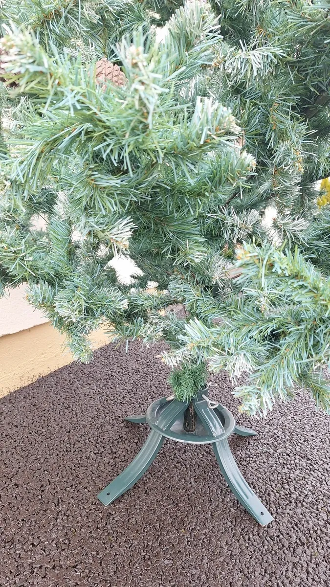 Artificial Christmas tree - Image 3