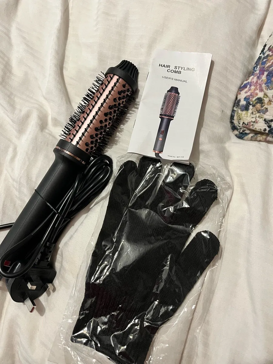 Heated hairbrush styler - Image 2