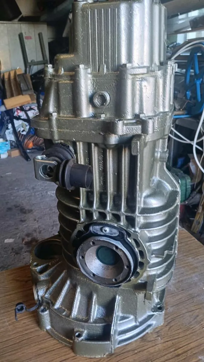 Gearbox 5 speed t25 - Image 1