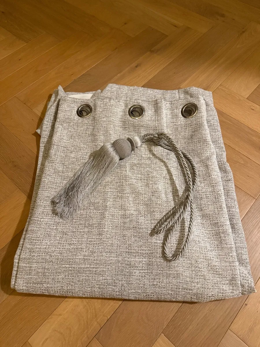 Curtain 90” X 90” fully lined with tiebacks