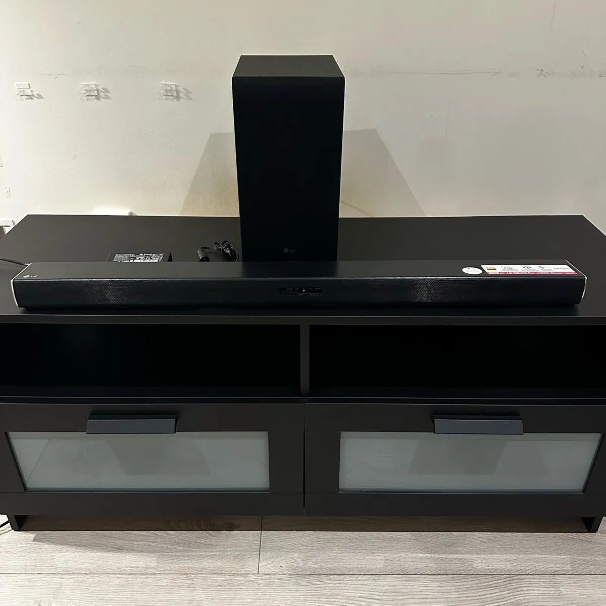 LG SJ4 Sound Bar - Image 3