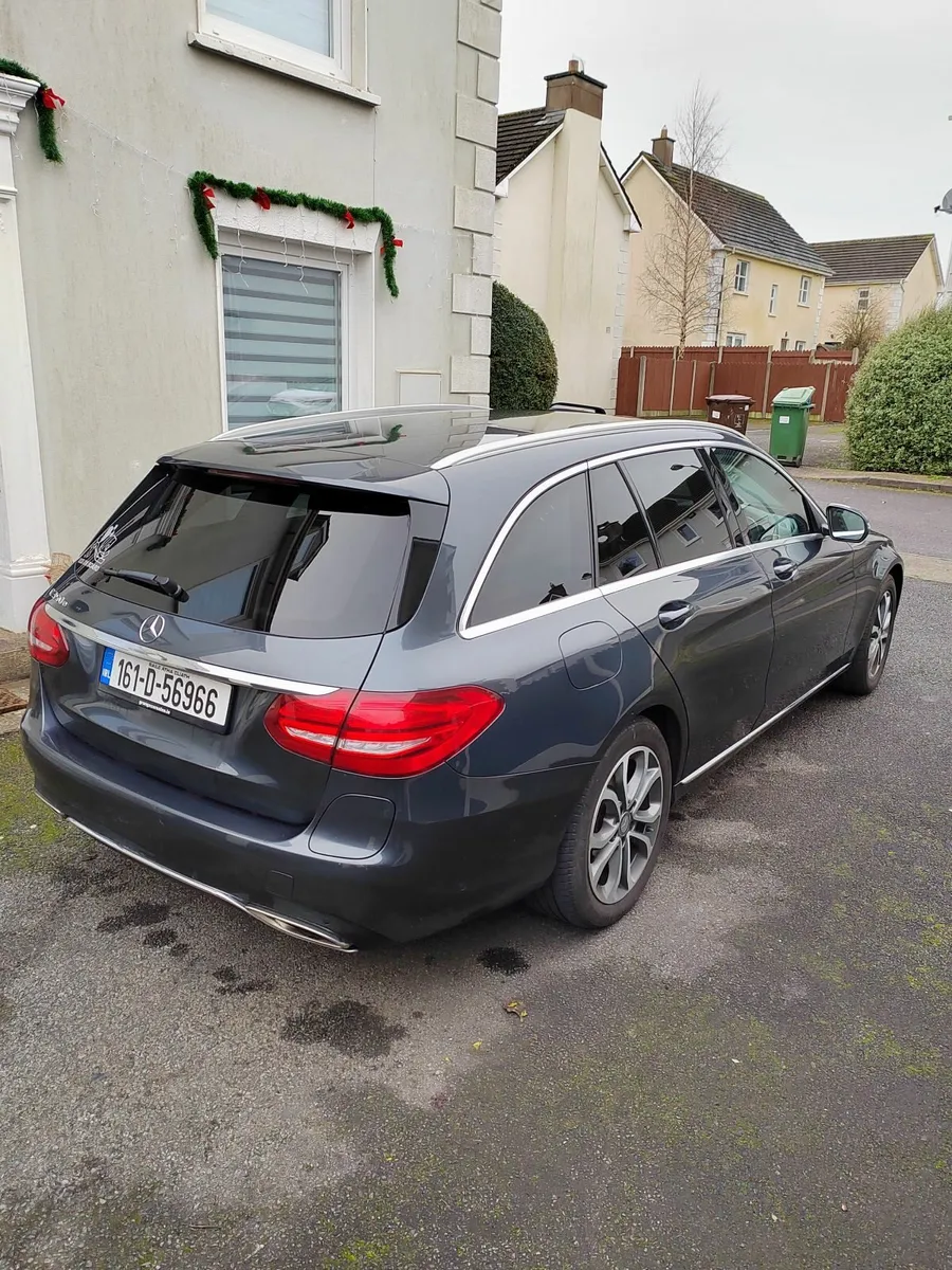 Mercedes-Benz C-Class 2016 - Image 3