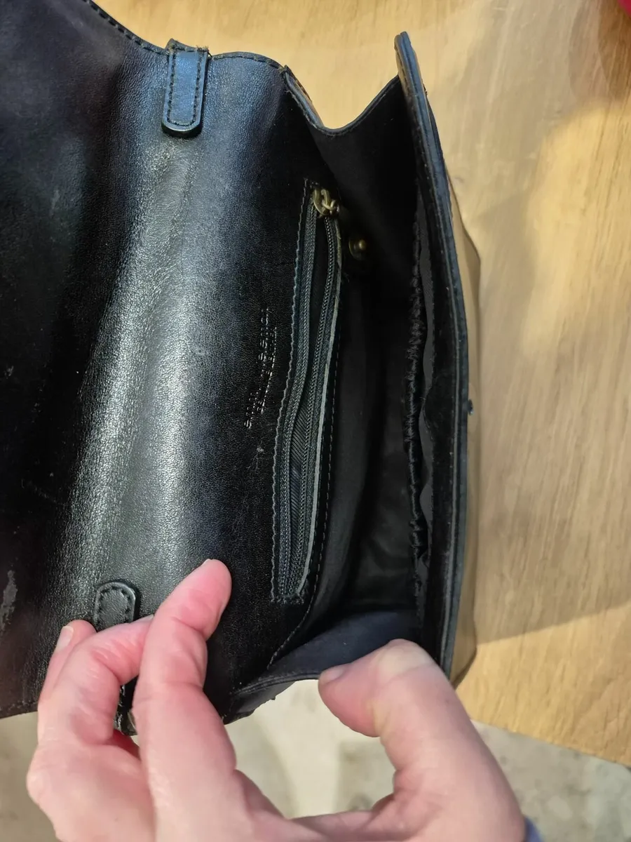 Real leather handbag - Image 4