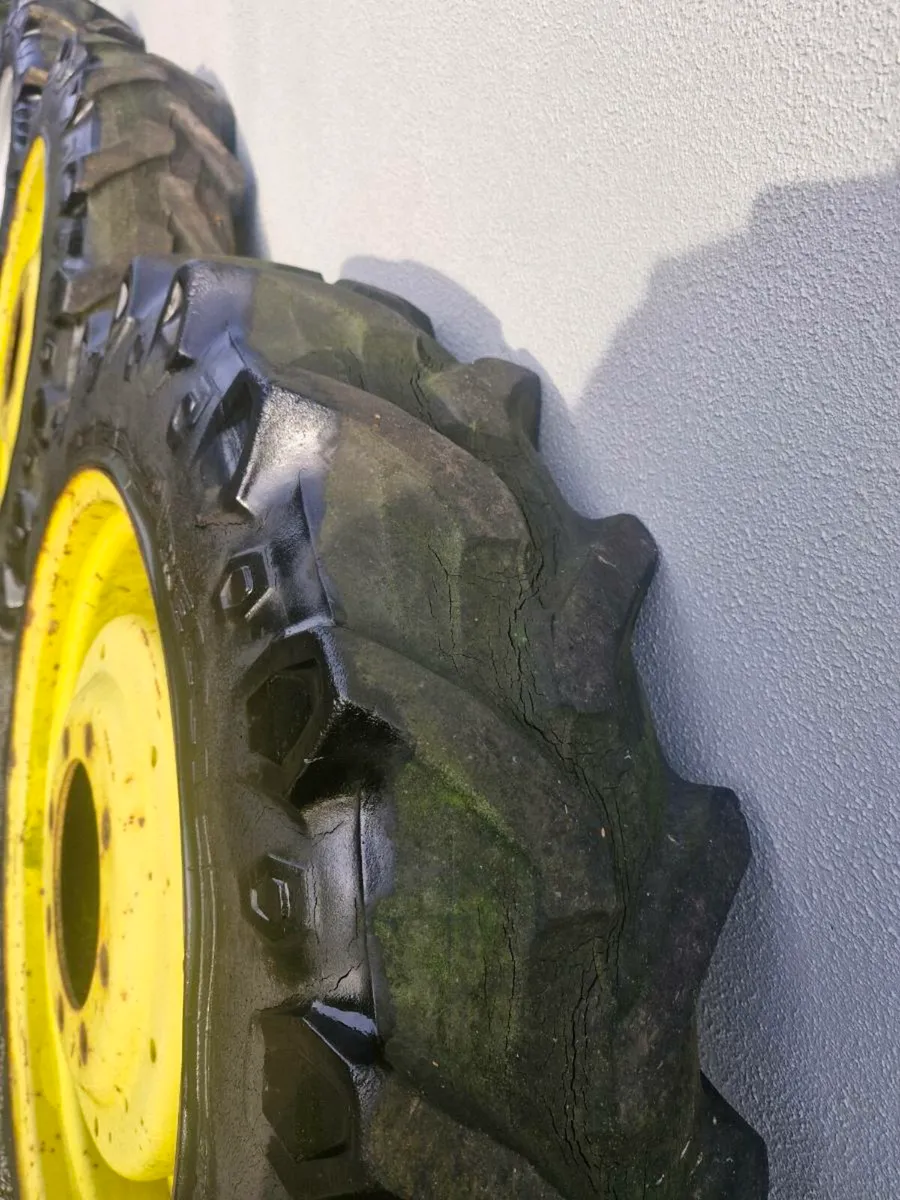 Original tyres and rim's. For 2140. John deer - Image 2