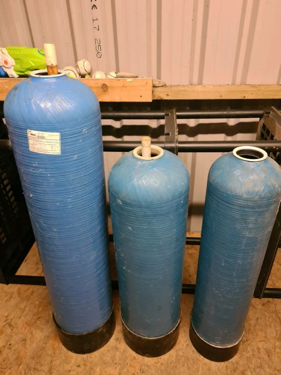Water treatment vessels - Image 1