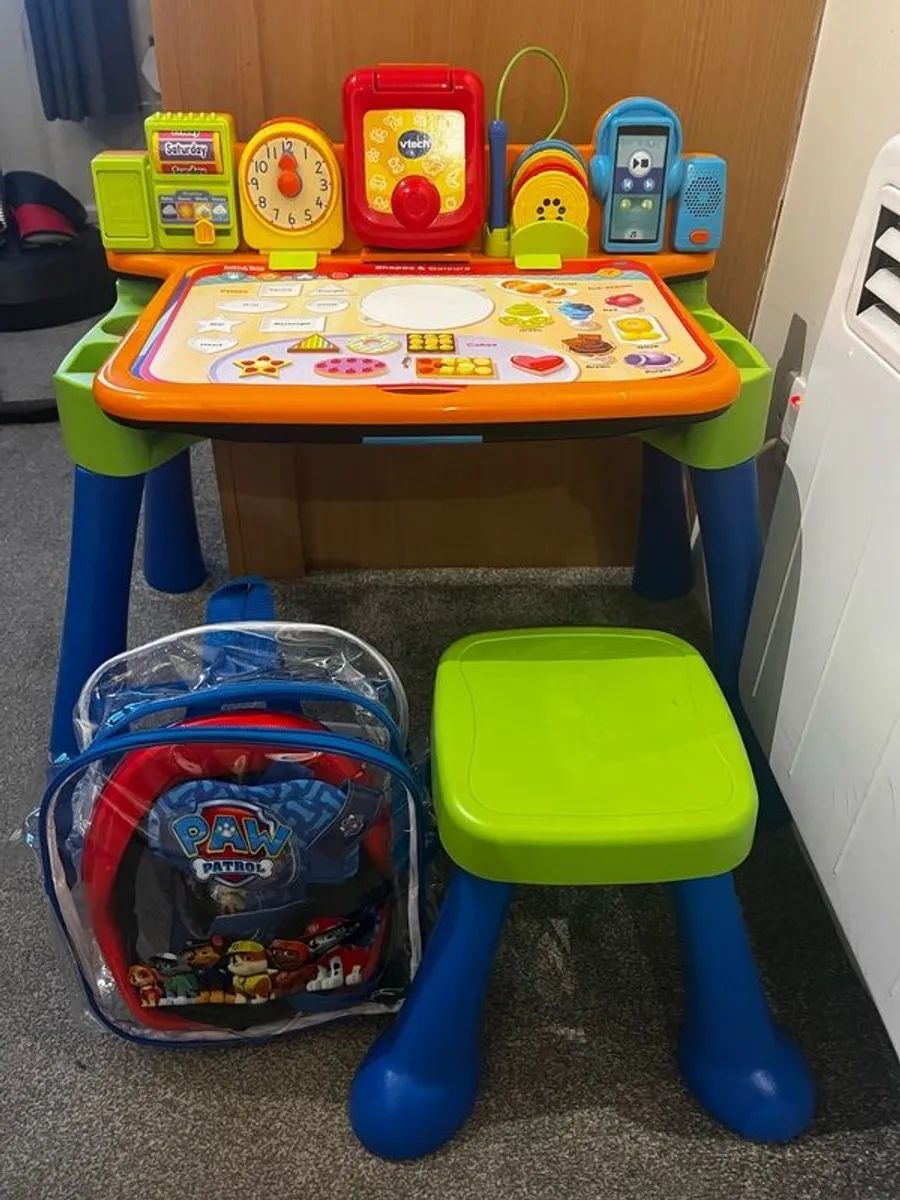 Vtech Learn & Draw Activity Desk - Image 3