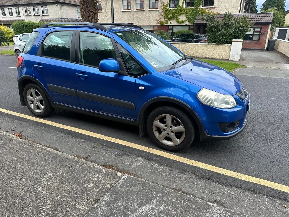 Suzuki SX4 - Image 1