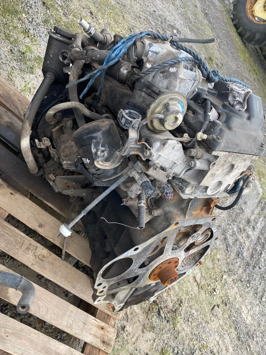 Land Cruiser Engine - Image 1