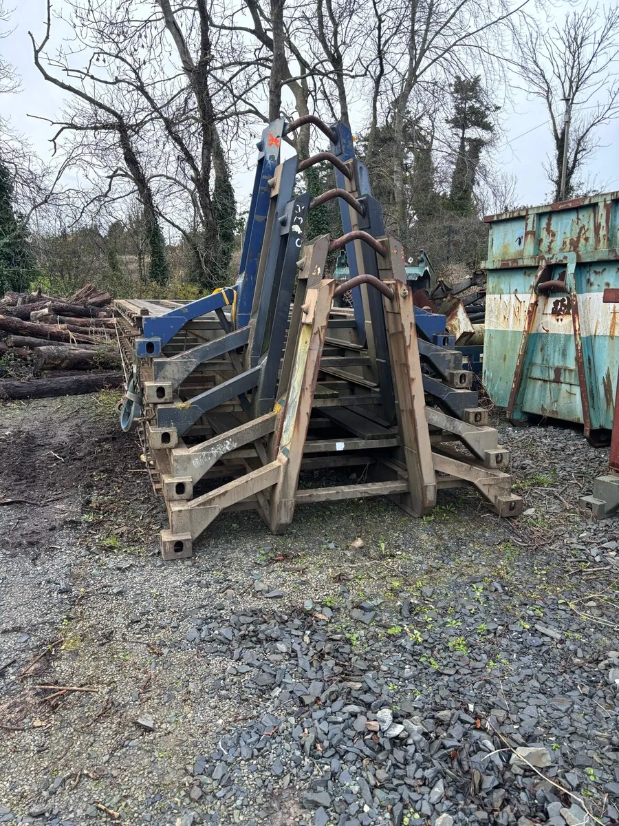 Hook loader flat racks - Image 2