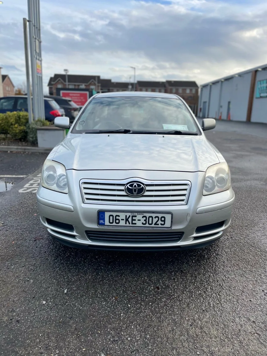 Toyota avensis - Image 4