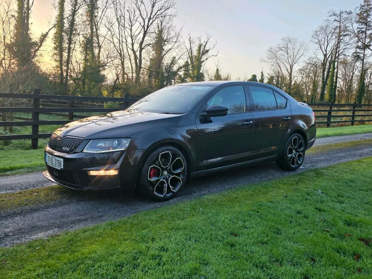 171 SKODA OCTAVIA 2.0 TDI VRS 210 BHP AUTOMATIC - Image 3