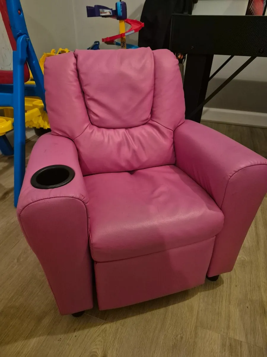 Kids Chair - Image 1