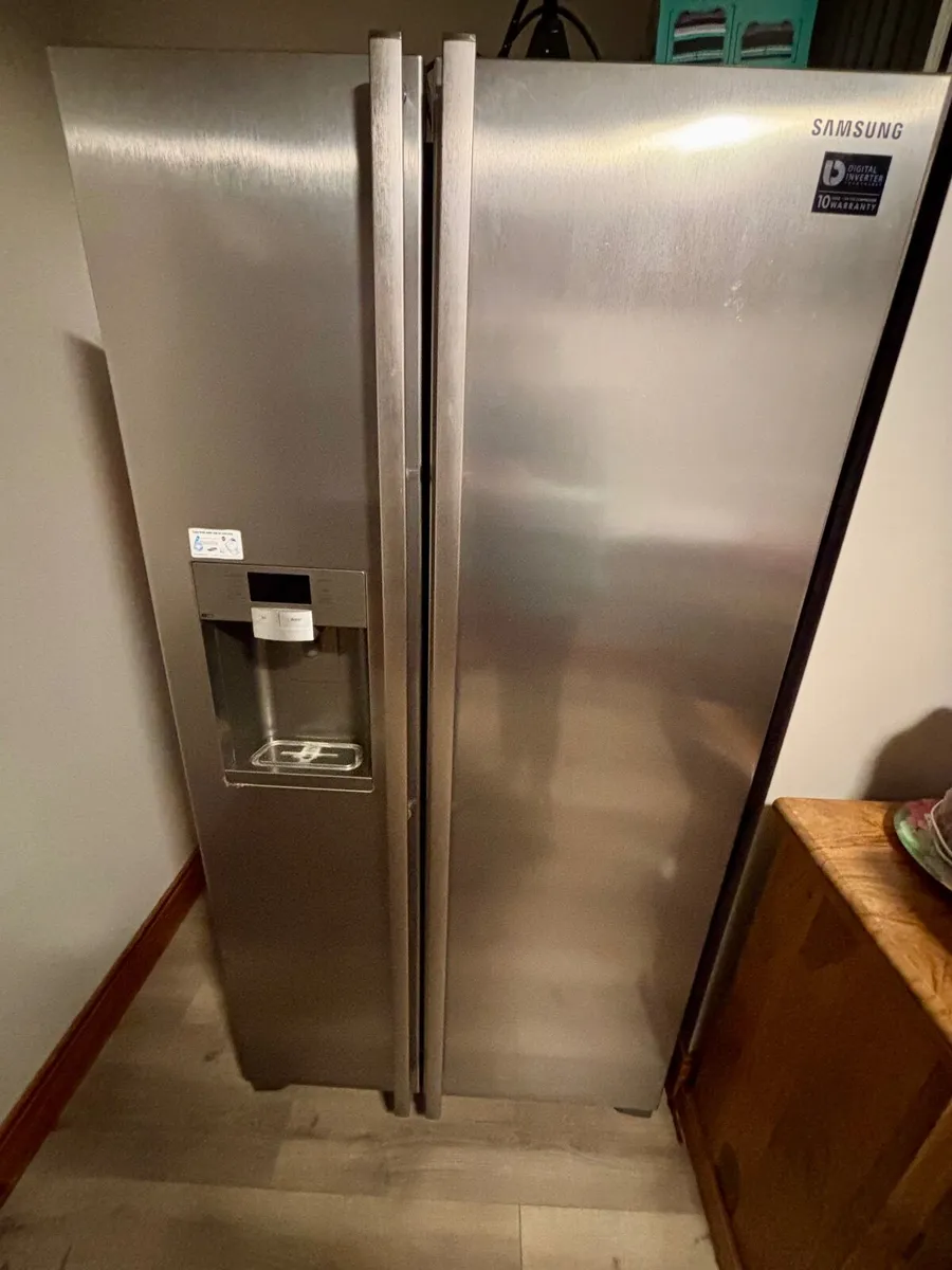 Fridge/Freezer - Image 1