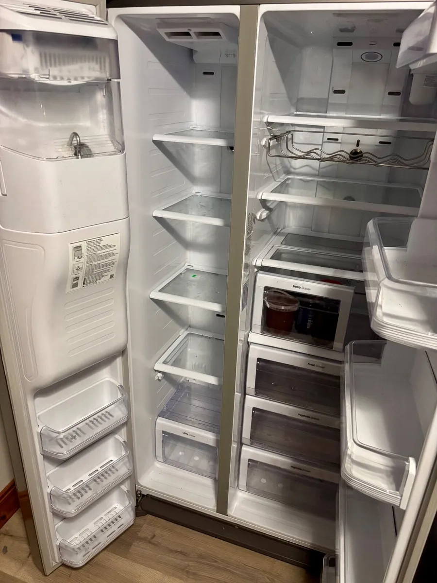 Fridge/Freezer - Image 3