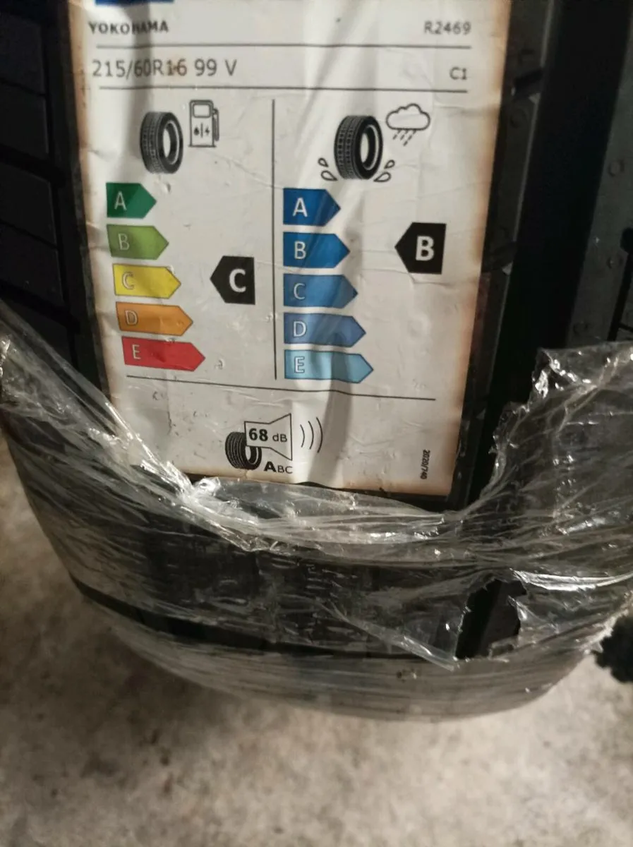 Yokohama 215/65r16 - Image 2