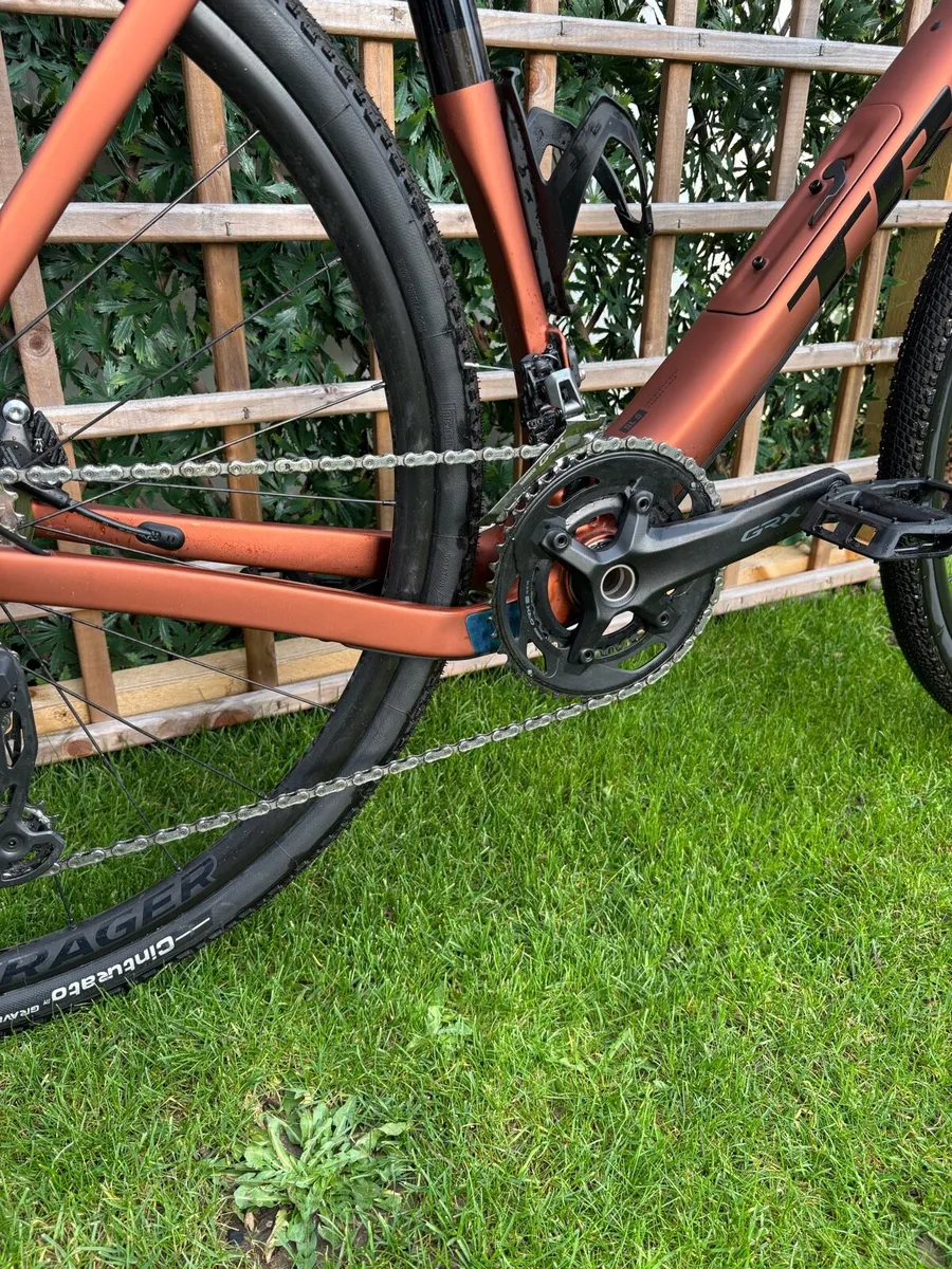 Trek Checkpoint SL5 Gravel Bike - Image 3