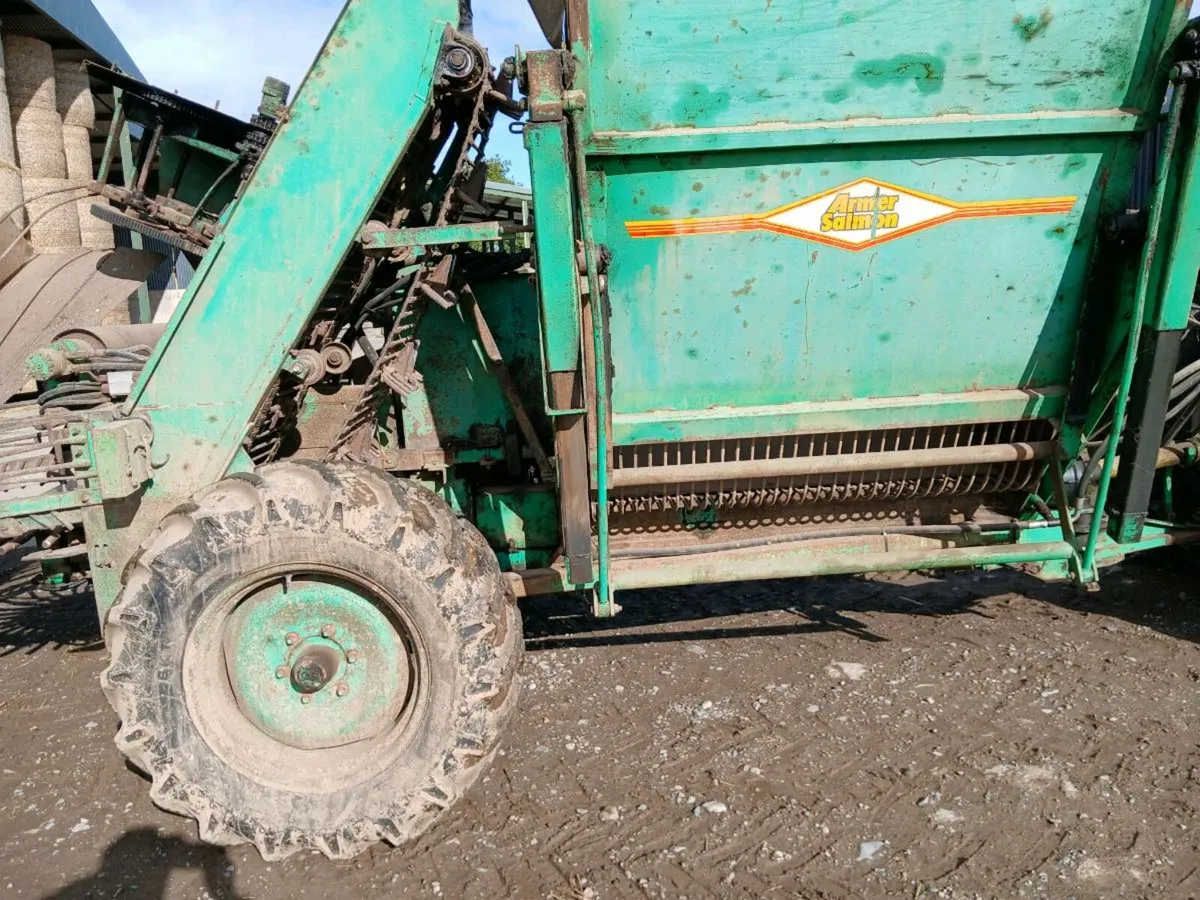 Beet harvester - Image 2