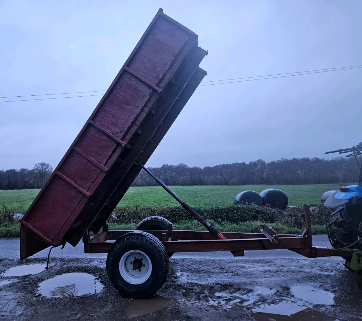 Tipping trailer - Image 4