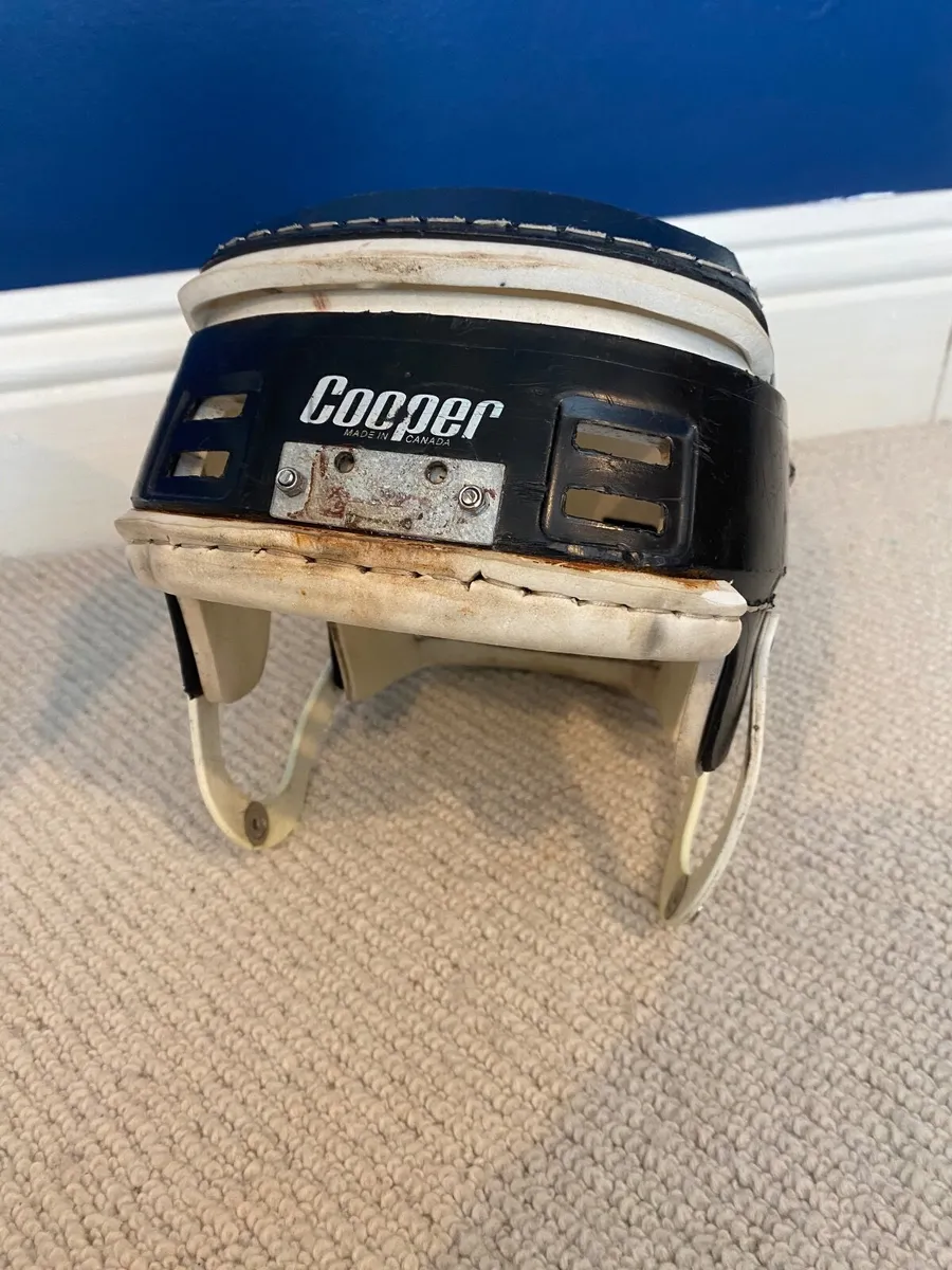 Oldstyle cooper helmet *SWAPS* - Image 1