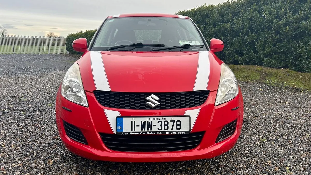 2011 Suzuki Swift - Image 2